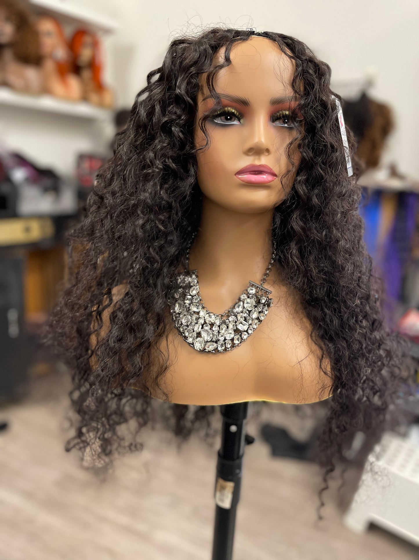 Water Wave Middle U-Part-D.D. Daughters Lace Wig Beautique